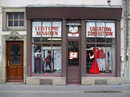 Strasbourg Devanture De L Atelier De Confection De Costumes Alsaciens J Bossert Costume Alsacien Alsace France Strasbourg