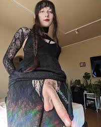 Dominique Rystan on X: Come sit. I have just the thing to empty your mind.  t.cofT1padcPHN  X