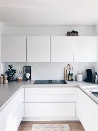 Unser Traum In Weiss Und Grifflos Arbeitsplatte Grifflos Traum Und Unser Weiss Wohnung Kuche Haus Kuchen Kuchen Design