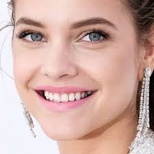 Barbara Palvin's Makeup Photos & Products