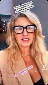 AI RESUMES #kellybonnsolutions #resumes #jobmarket #jobseekers #linkedin  #linkedin #hiring #resume #branding