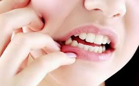 Pijat sakit gigi di antara telunjuk dan ibu jari. 20 Petua Hilangkan Sakit Gigi Ketika Mengandung Tanpa Ubat Tahan Sakit Bidadari My