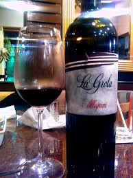 What Allergini La Grolla Where Http Liquorshopsmodeltown Com Contact Aspx Price Rs 4860 Or Us 72 5 Beautiful Wine Bottle Alcoholic Drinks Red Wine