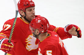 Mark stone (born may 13, 1992) is a canadian professional ice hockey right winger and captain of the vegas golden knights of the national hockey league (nhl). 7c3zyyqoyif46m