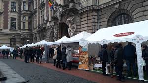 Targ De Produse Tradiţionale La Ministerul Agriculturii Romania Radio Romania Actualităţi Online