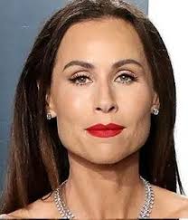 Actress Minnie Driver, who relocated to the UK because she refused to live  under Trump's presidency, says she continues to advocate for democracy in  America and blasts MAGA for their role in