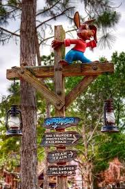 Splash Mountain And Big Thunder Mountain Signs Disney Rides Disney Theme Parks Disney World Magic Kingdom