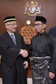 Uproar in dewan rakyat over direct negotiation projects under pakatan govt. Mohamad Alamin Angkat Sumpah Ahli Dewan Rakyat Utusan Borneo Online