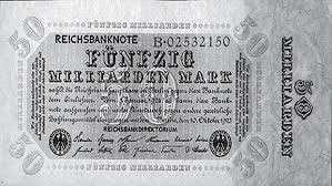 Hyperinflation ist eine form der inflation, in der sich das preisniveau sehr schnell erhöht.eine allgemein akzeptierte definition existiert nicht, eine 1956 von phillip d. Deutsche Hyperinflation Von 1923 Milliarden Furs Brot