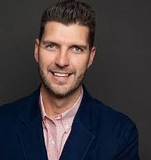 Chris Mullins's Instagram, Twitter & Facebook