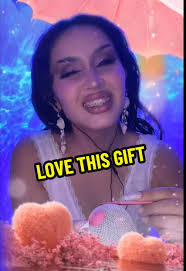 Girl with Spoon Singing