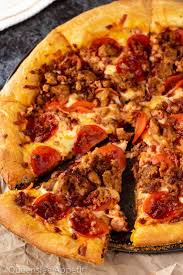 Grease a pizza pan with cooking spray and sprinkle with. Meat Lovers Pizza Recipe Queenslee Appetit