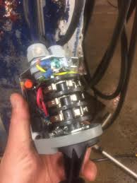 The reversing drum switch is similar to the manual start switch, but has the added advantage of being able to reverse the motor. Reversing 1hp Motor 1ph Drum Switch Electrician Talk