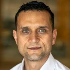 Christopher Khan (@khany1111)