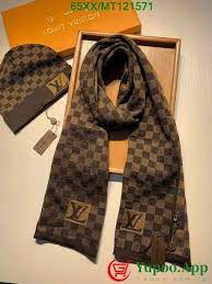 Louis Vuitton Fashion Classic Color Scarf Hat Dark Simple Men S Scarf Lv Scarf Cap Yupoo Com Ru In 2021 Lv Scarf Mens Winter Scarf Scarf