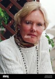 Daisy Bowen's Instagram, Twitter & Facebook