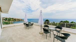 The traditionally furnished apartment at haus corina features a bedroom, a kitchen with a dining area and coffee machine, a bathroom, and a washing machine. Teuta Apartments Ulcinj Ab 20 Agoda Com