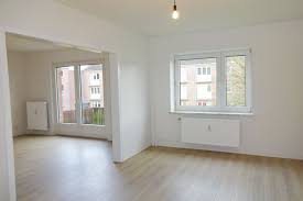 Interessiert an mehr eigentum zur miete? 4 Zimmer Wohnung Zu Vermieten Osterallee 19 24943 Flensburg Murwik Mapio Net