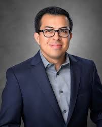 Armando Puente's Instagram, Twitter & Facebook