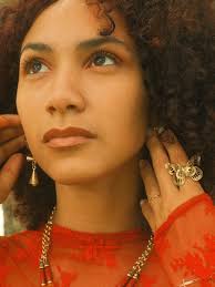 Eat Me Alive is now yours to devour🪴🐛 Corey started this bass line while  we were in Berlin and I couldn't get it out of my head. It always felt like  the