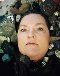 Earth: A Dust Under Our Feet: Bego AntÓn