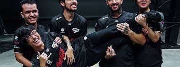 O campeonato brasileiro de league of legends (cblol) inicia a disputa dos playoffs neste sábado, às 13h (horário de brasília), com a série melhor de cinco partidas (md5). D9enicwrtn5hmm