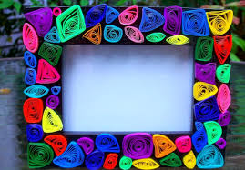 Cara membuat produk bingkai foto unik anti mainstream : Inspirasi Bingkai Foto Sebagai Barang Rumah Unik Di Dinding