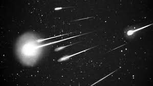 Plan ahead here are dates of major meteor showers. Leonids Meteor Shower Peaks Tonight Best Times Place To See Shooting Stars Al Com