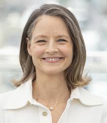 As Jodie Foster Turns 60, Here Are the 5 Reasons Why She Embraces Aging  With Such Elegance