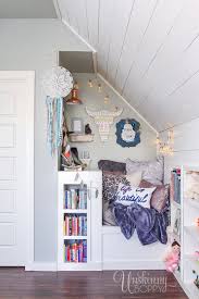 The Most Perfect Attic Book Nook I Ve Ever Seen I Could Curl Up In This Reading Nook Forever Home Decor Attic Remodel Attic Renovation