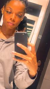 I spent most of the month in England and the south of France playing  private shows with an icon, running, and enjoying cultural experiences. ,  🩷🥁