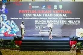 Contoh pantun nasehat tentang kesehatan ini menyatakannya dengan kata 'mantap' karena kata tersebut dinilai mampu mewakili segenap kelancaran dalam. Berbalas Pantun Sosialisasikan Covid 19 Antara News