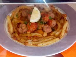 أسرة مطعم الحمدانية ترحب بكم للاستمتاع Restaurant El Hamdania مطعم الحمدانية Facebook