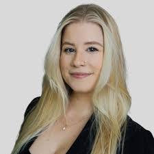 Bertha Darden's Instagram, Twitter & Facebook