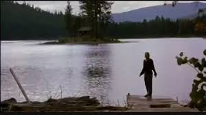 A rettteges arenaja videa : Holtodiglan 2003 Teljes Film Magyarul