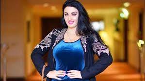 وأعاد رواد مواقع التواصل الإجتماعي تداول فيديو لـصافينازكانت نشرته سابقاً في صفحتها الخاصة على موقع التواصل الإجتماعي، ظهرت فيه برفقة صديقاتها. Ø§Ù„Ø±Ø§Ù‚ØµØ© ØµØ§ÙÙŠÙ†Ø§Ø² ØªØ·Ù„ Ø´Ø¨Ù‡ Ø¹Ø§Ø±ÙŠØ© ÙˆØªØ¨Ø§Ù„Øº Ø¨Ø¥ÙŠØ­Ø§Ø¡Ø§ØªÙ‡Ø§ Ø¹Ù„Ù‰ Ø§Ù„Ø³Ø±ÙŠØ± ØªØ±ÙƒÙŠØ§ Ø§Ù„Ø¢Ù†