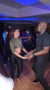 First time dancing with Desiree. #bachata #bachatadance #baile #blackmen  #artist #bailando #Dancer #worldofdance #Bailes #foryoupage #dance #4u  #viral #trending #discoverbachata #dancing ...