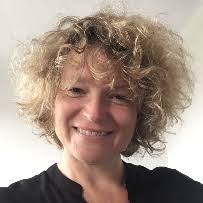 Denise Traxler's Instagram, Twitter & Facebook