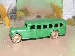 Identification & values by david e richter online at alibris. Rare Tootsietoy Slush Lead Toy Fageol Bus Circa 1927 33 Ebay