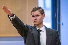 Rektor ved skolen hun gikk på, forteller at elevene er i sjokk og sorg etter hendelsen. Norway Mosque Shooter Who Killed Stepsister Had Racist Motive Police The Times Of Israel