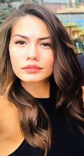 Cheryl Alvarez (@CherylA47676782)