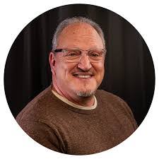 Darryl Varnum's Instagram, Twitter & Facebook