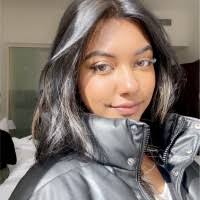 600+ profilů „Sookhoo“