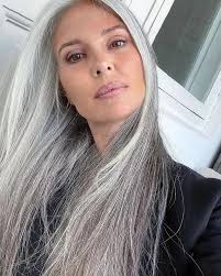 I'm from Brazil 55 yaers is in grade. Beautiful woman.