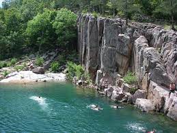 Missouri makes exploring the gorgeous landscape fun and easy. Climbing In Em Johnson Shut Ins Em Johnson Shut Ins