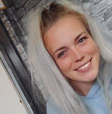 Morning all ❤️ has anyone been to the circus 🎪 previous years? How long is  the show for roughly? We will be getting a taxi there tomorrow night as it  is in