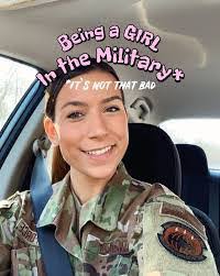 Katelyn Branch's Instagram, Twitter & Facebook