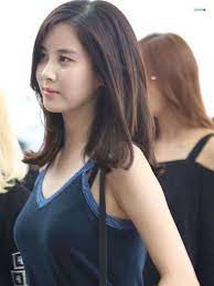 9 Best Medium Length Hairstyles Haircuts For Women In 2020 2 Korean Medium Hair Medium Hair Styles Medium Length Hair Styles