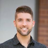 Debbie Bloomer's Instagram, Twitter & Facebook