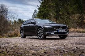 Cross country is sometimes a hard sport to tackle, but it's extremely rewarding because you feel like you've really achieved something incredible after completing a run. Volvo V90 Cross Country B5 Test Fahrbericht Review Preis Autoscout24